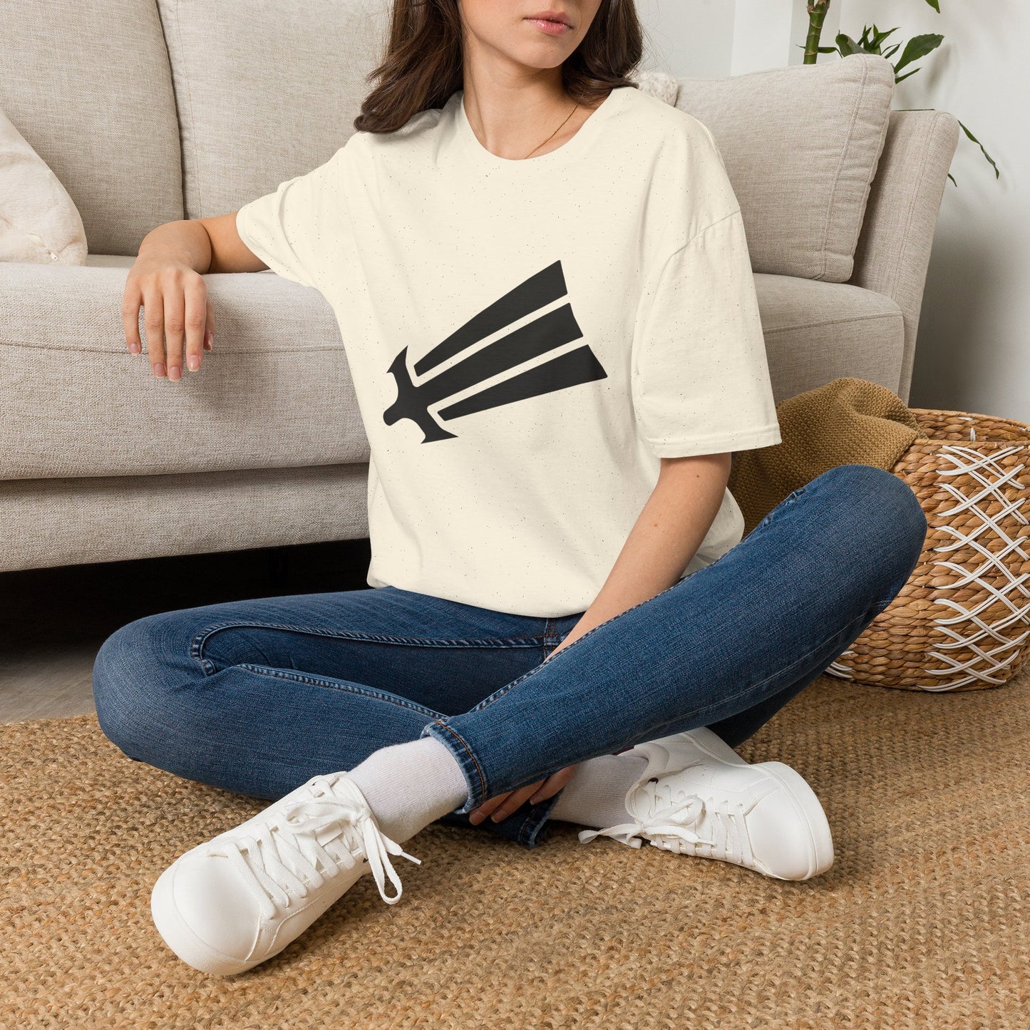 Logo tee